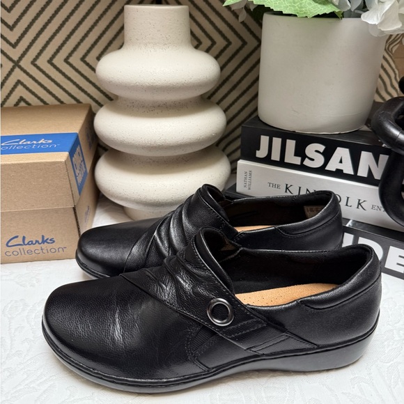 Clarks Black Slip-On Loafers with Comfort Design - Picture 9 of 9